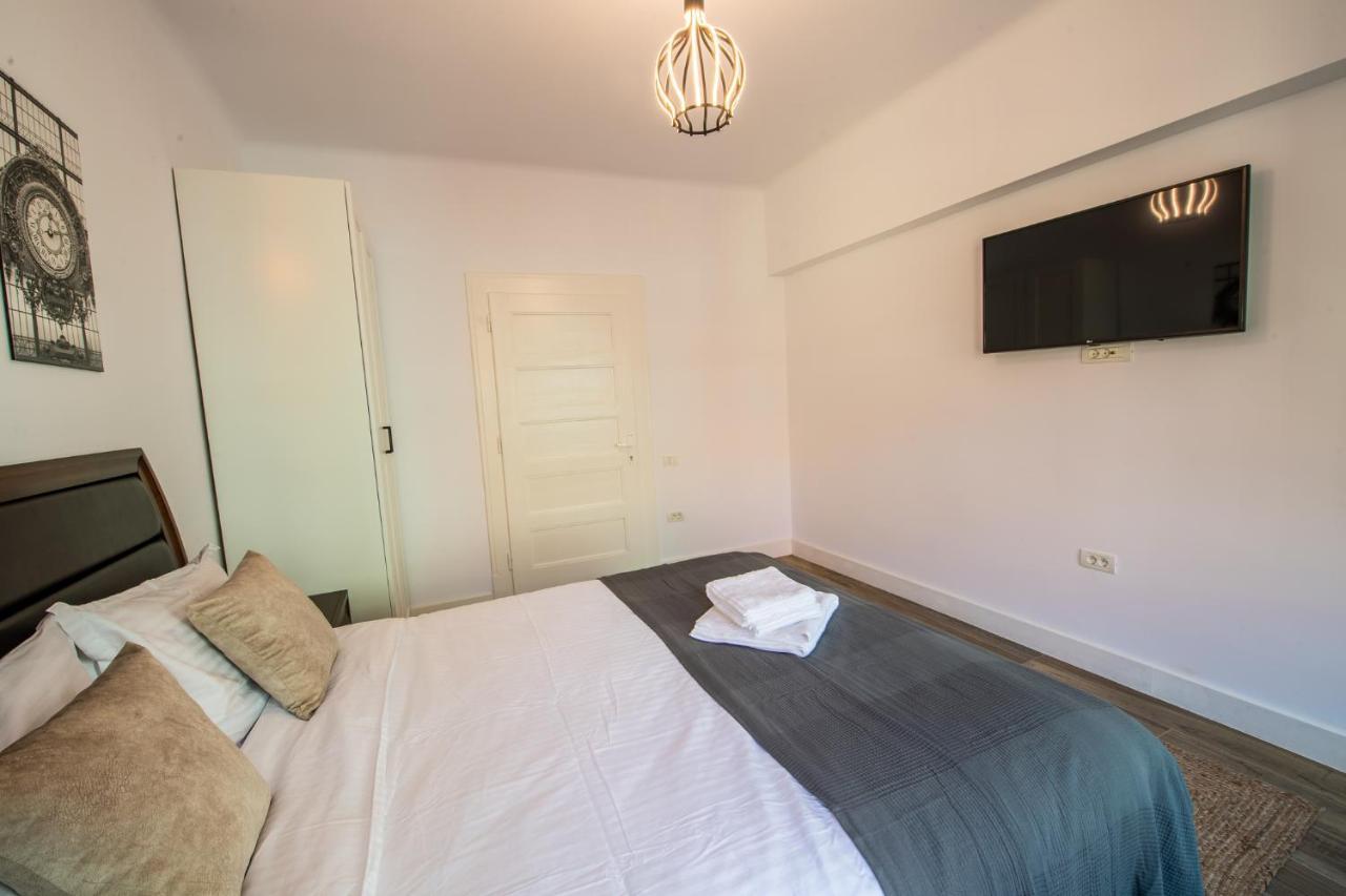 Old Town Apartment